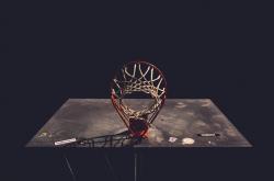 费德勒与70激战快船分钟，战术调整胜负难料！，詹姆斯焦点对战再创辉煌时刻